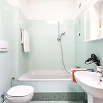 Apartament Con Bagno Privato Con Wifi A 200m Dalla Metro *