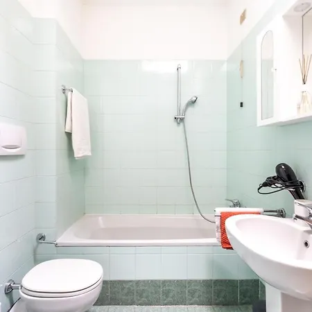 아파트 Con Bagno Privato Con Wifi A 200m Dalla Metro *